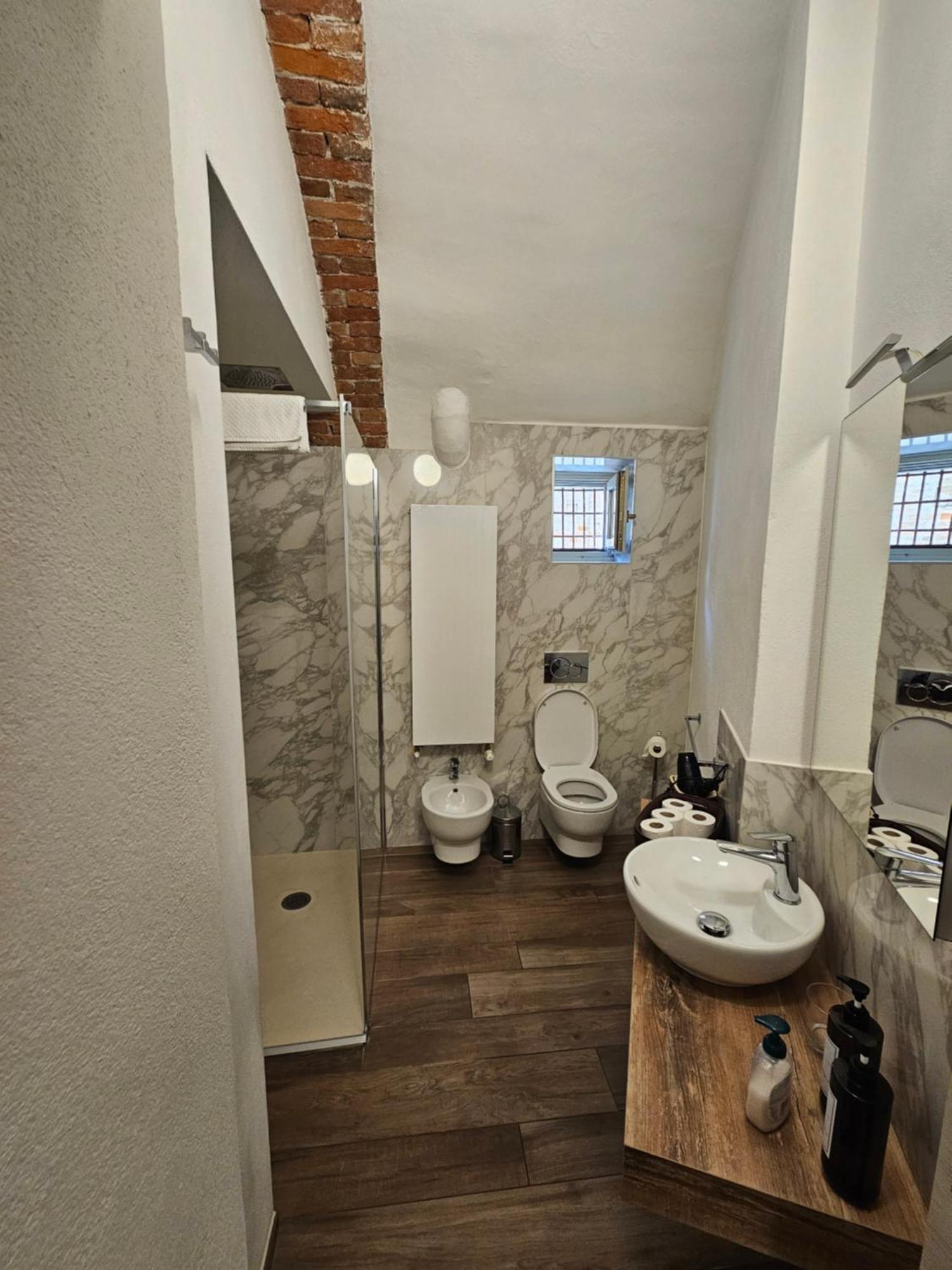 Apartamento Bilocale In Centro Storico! Alba  Exterior foto