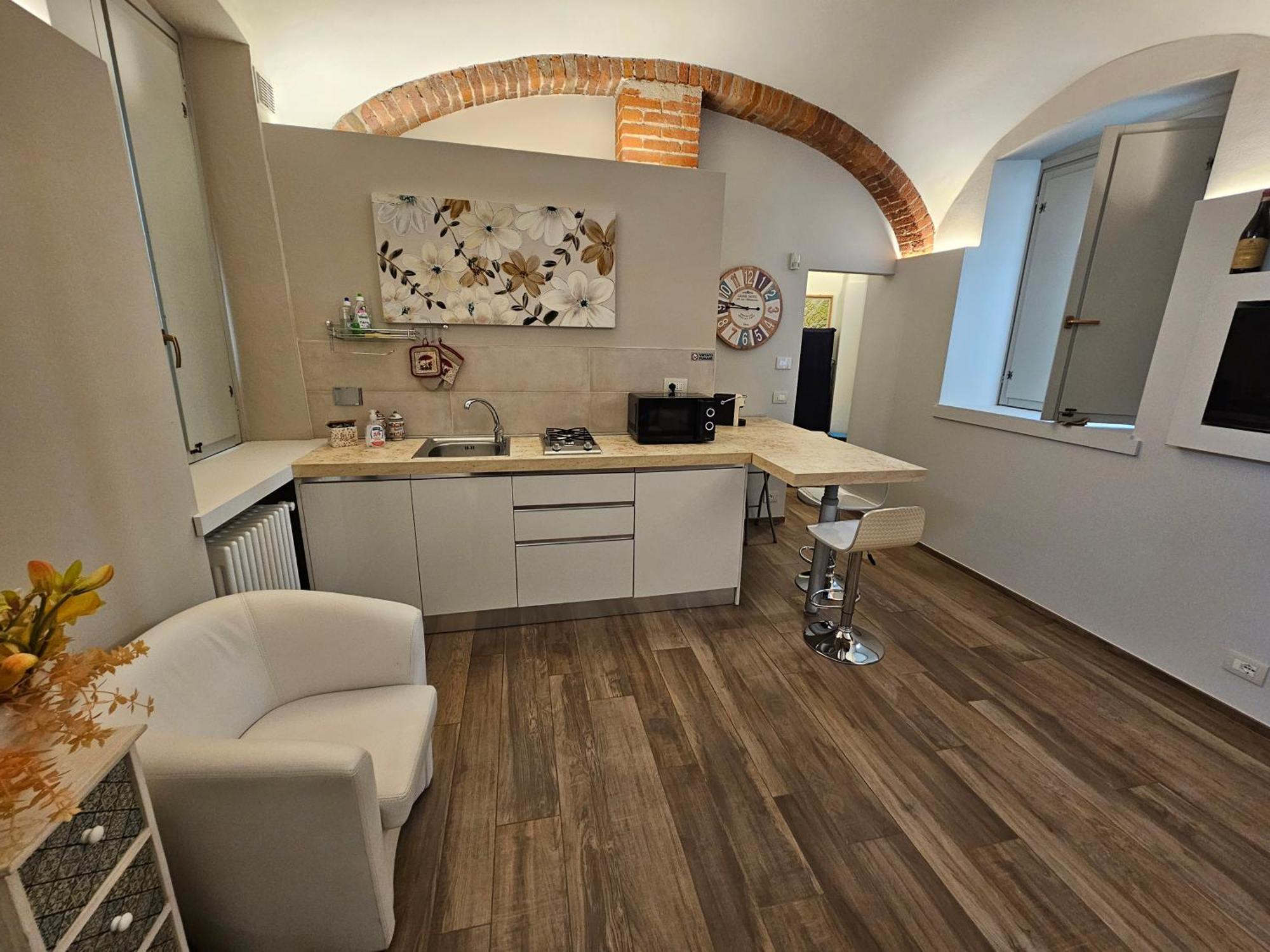 Apartamento Bilocale In Centro Storico! Alba  Exterior foto